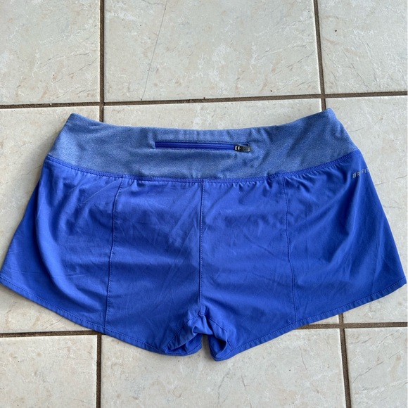 Nike running shorts - Picture 3 of 3